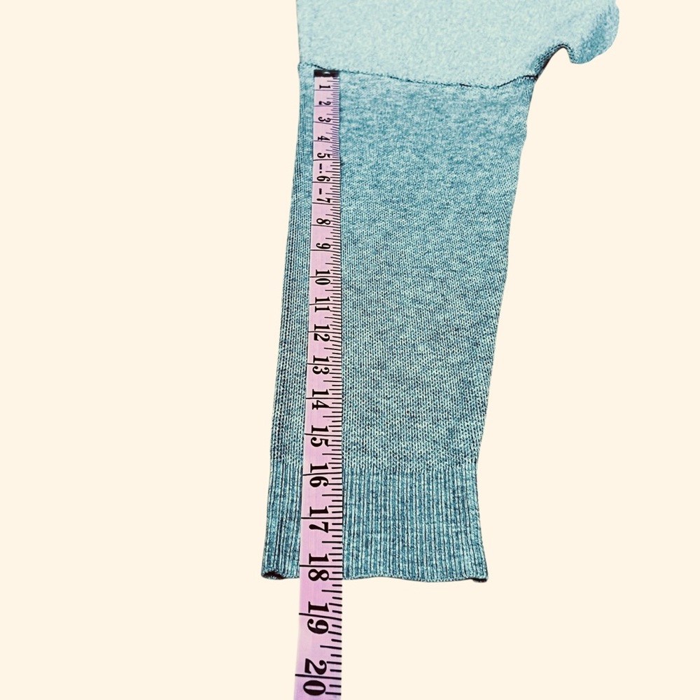 BELLDINI Cat Sweater Heather Grey Crew Neck Longsleeve Cozy Crop Sweater M - Picture 7 of 10